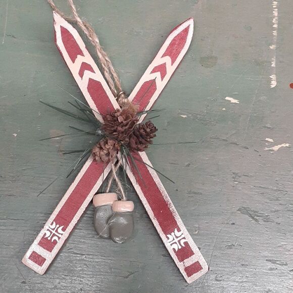 Skiing Santa's, Snowmen, & moose - Picture 11 of 13